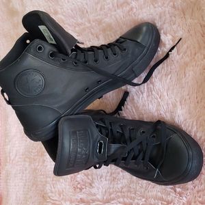 Black hi-top Converse All Star